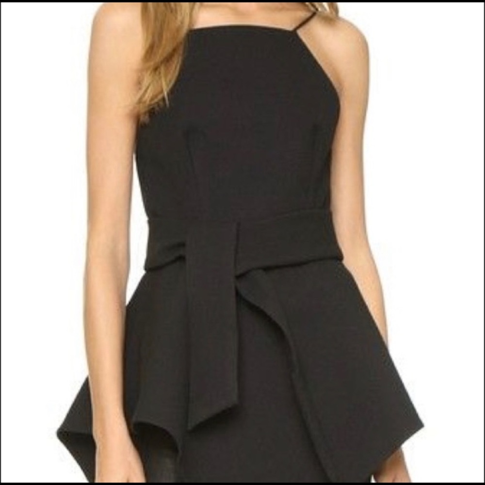 Peuplum tie top